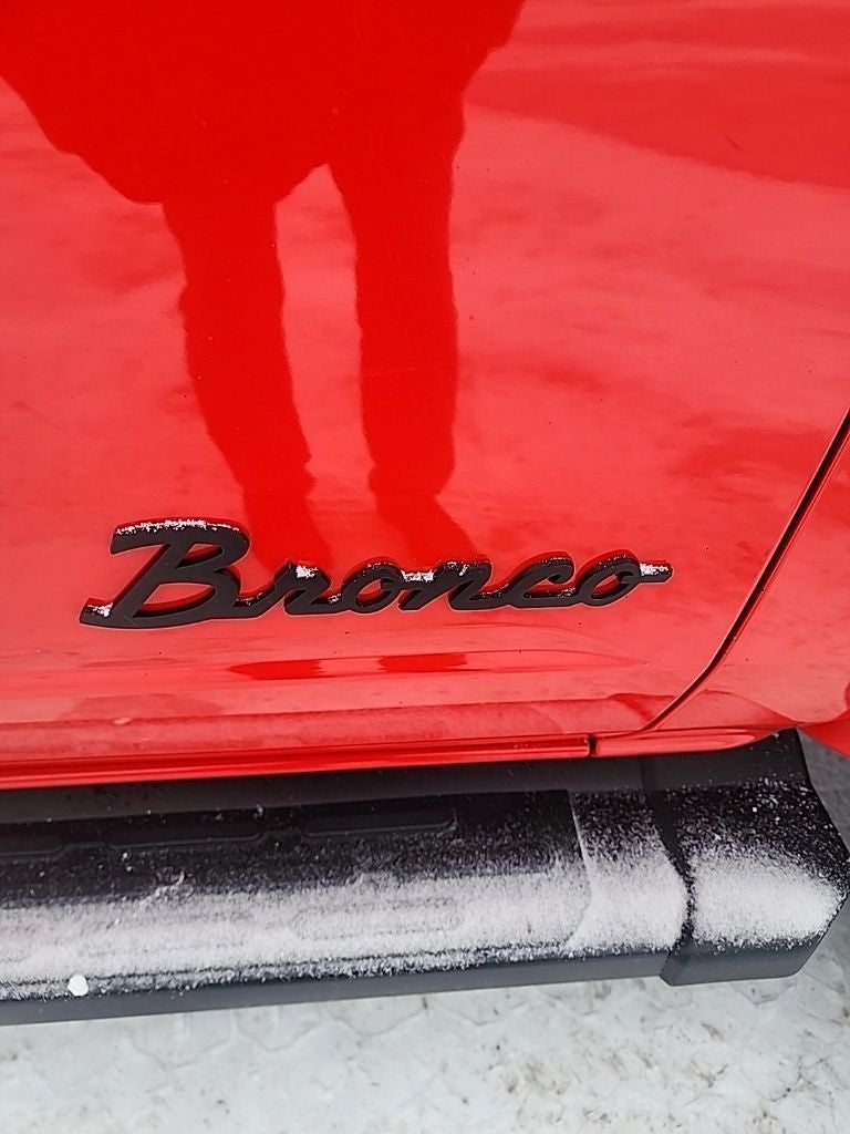2023 Ford Bronco Base