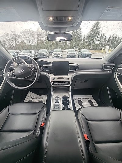 2023 Ford Explorer XLT