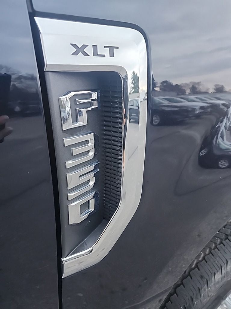 2022 Ford F-350SD XLT