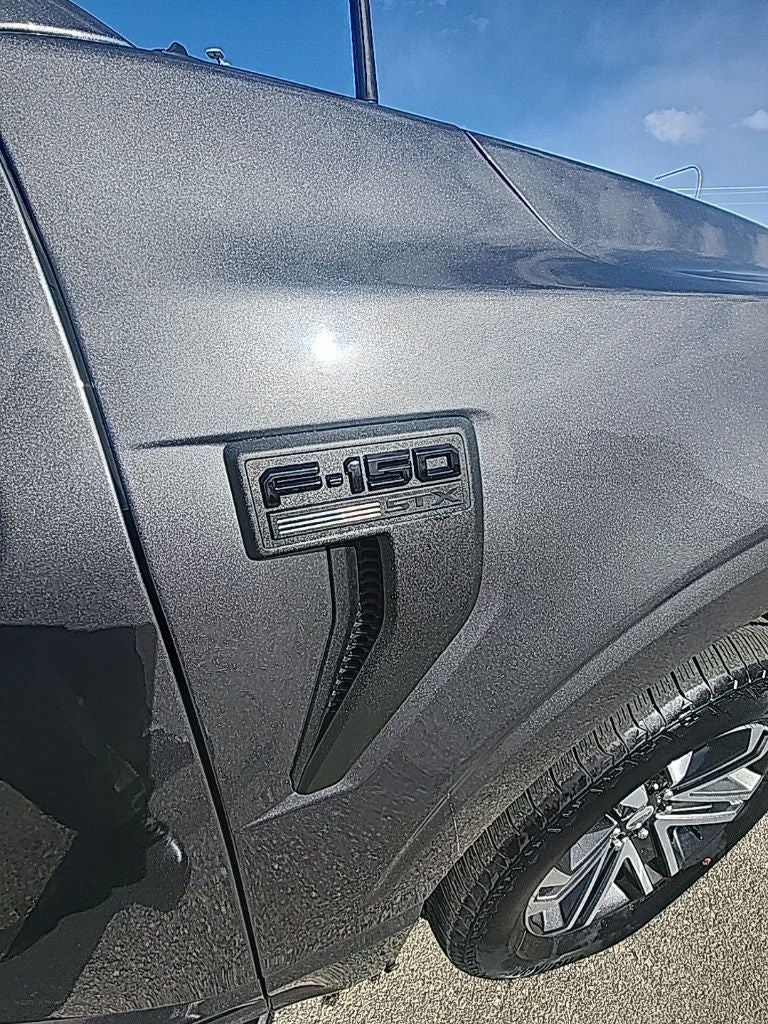 2023 Ford F-150 XL STX