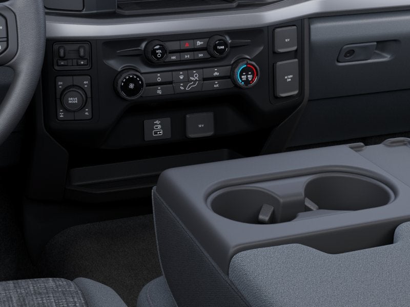 2027 Ford F-350SD XLT