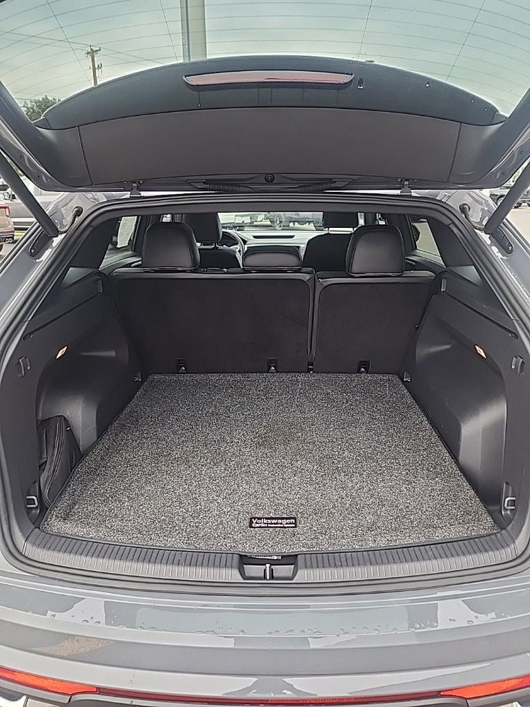 2021 Volkswagen Atlas Cross Sport 2.0T SE w/Technology