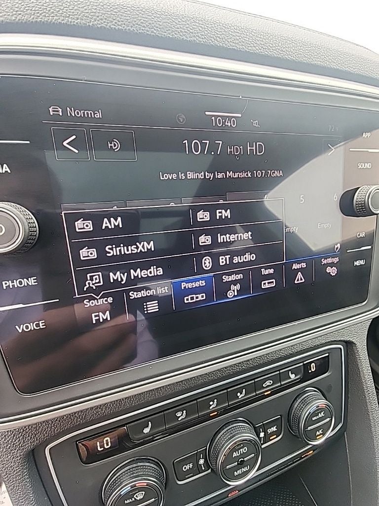 2021 Volkswagen Atlas Cross Sport 2.0T SE w/Technology