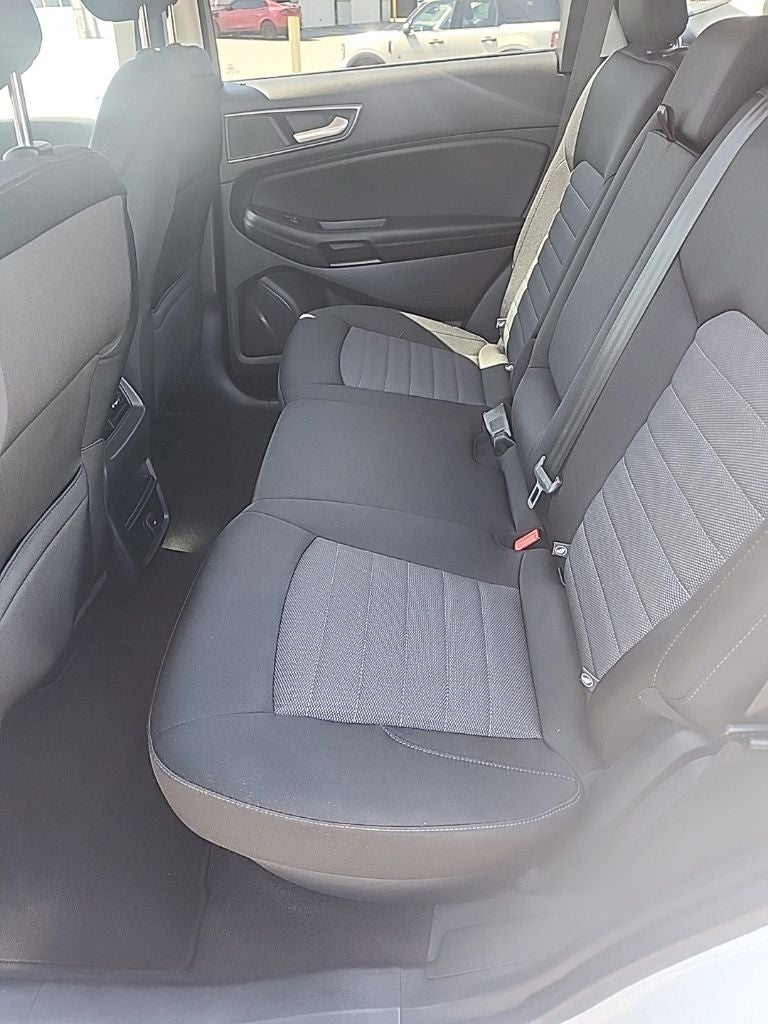2020 Ford Edge SE