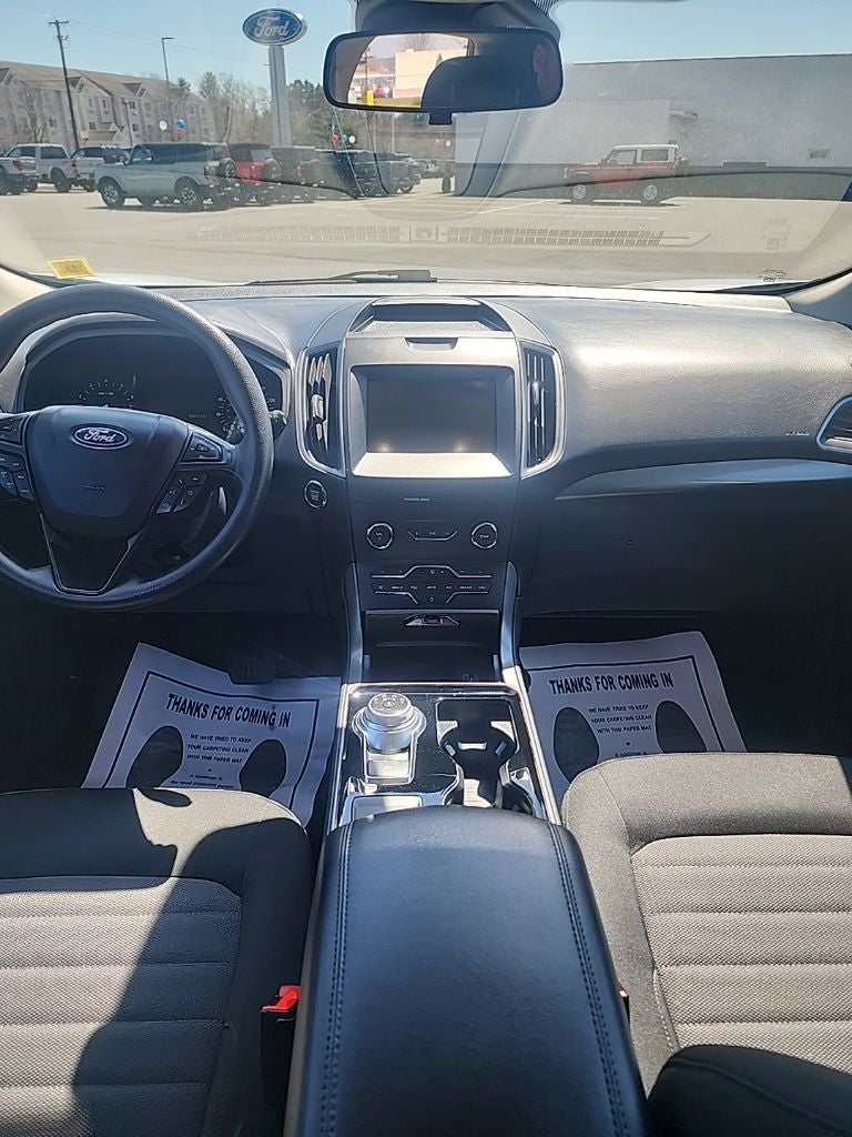 2020 Ford Edge SE