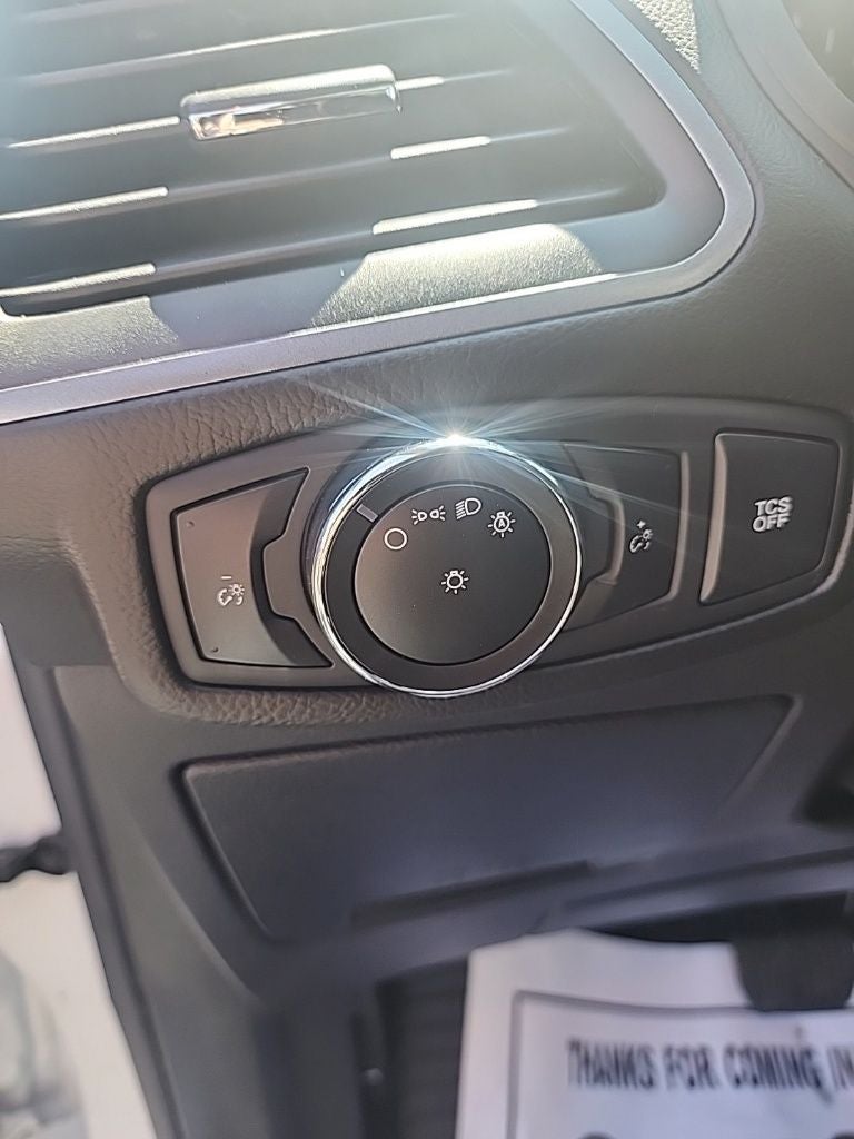 2020 Ford Edge SE