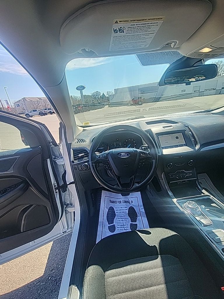 2020 Ford Edge SE