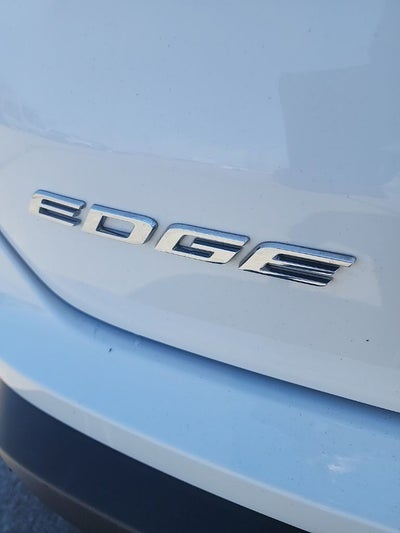 2020 Ford Edge SE