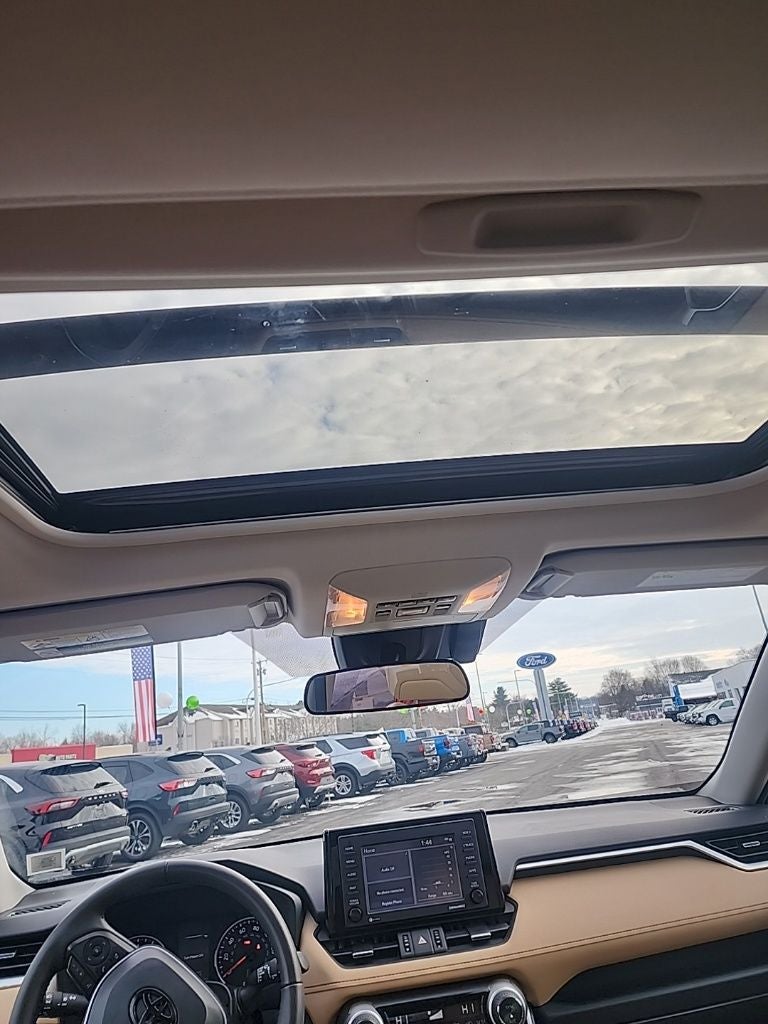 2021 Toyota RAV4 XLE Premium