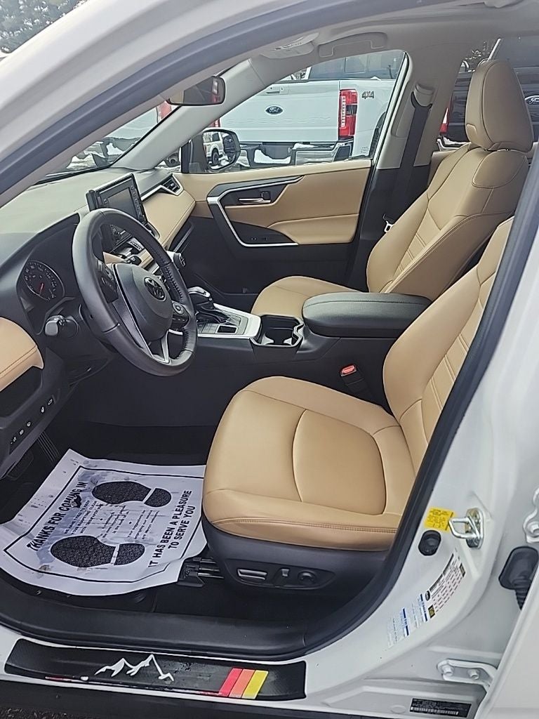 2021 Toyota RAV4 XLE Premium