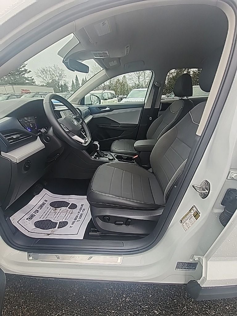 2024 Volkswagen Taos 1.5T SE