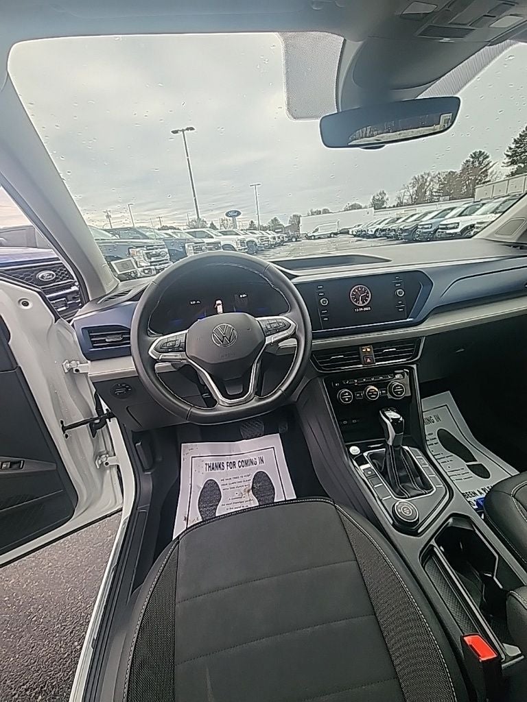 2024 Volkswagen Taos 1.5T SE