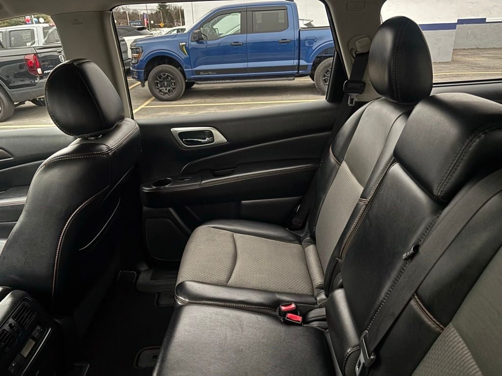 2019 Nissan Pathfinder SV Rock Creek