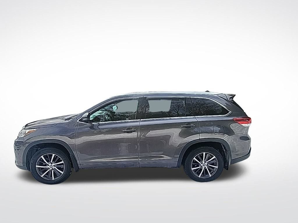 2018 Toyota Highlander Base