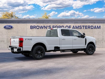 2027 Ford F-350SD Lariat