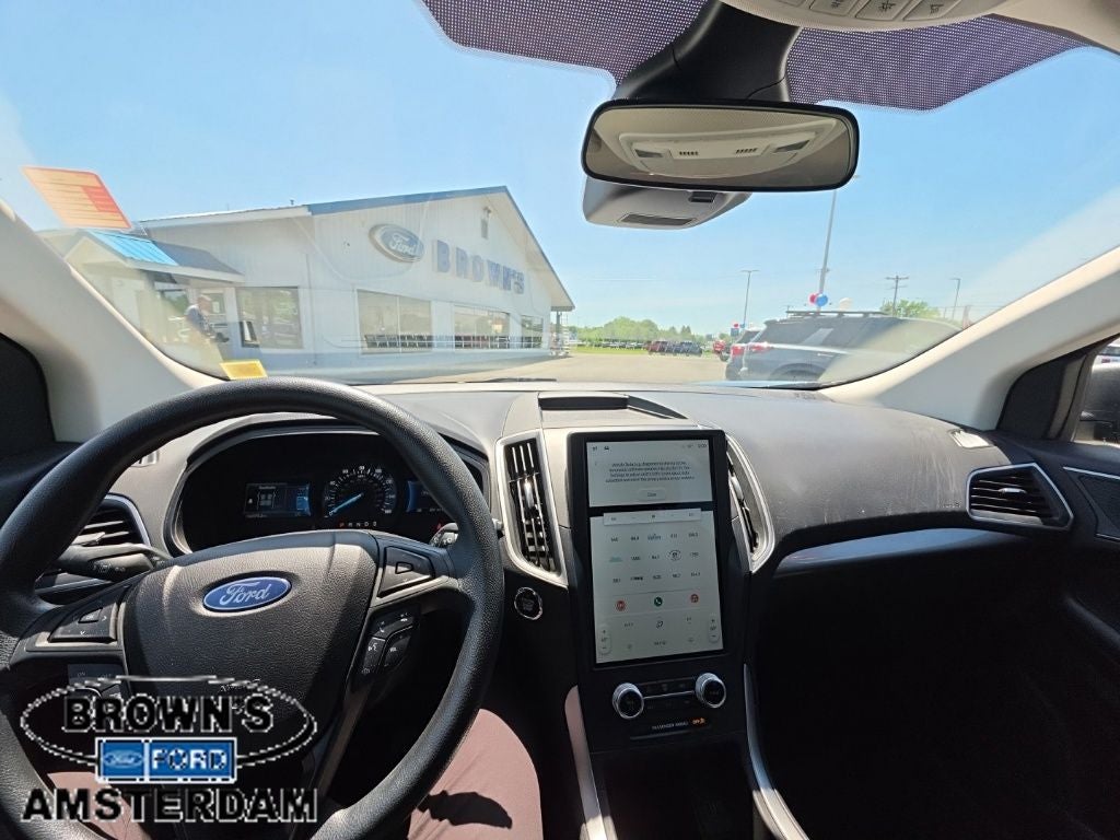 2023 Ford Edge SE