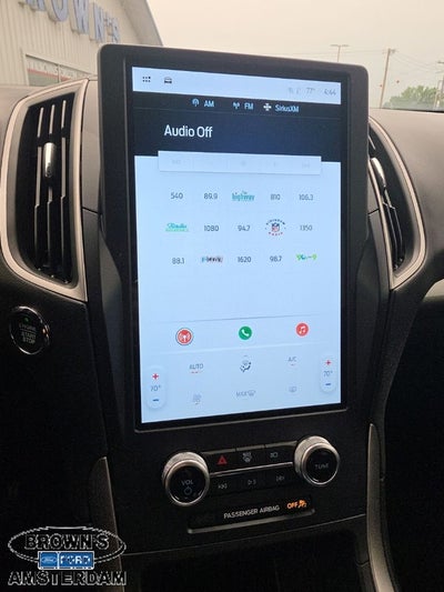 2022 Ford Edge SE