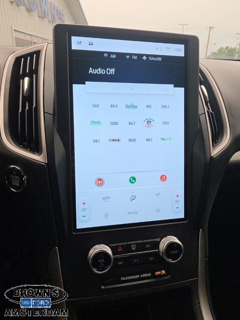 2022 Ford Edge SE