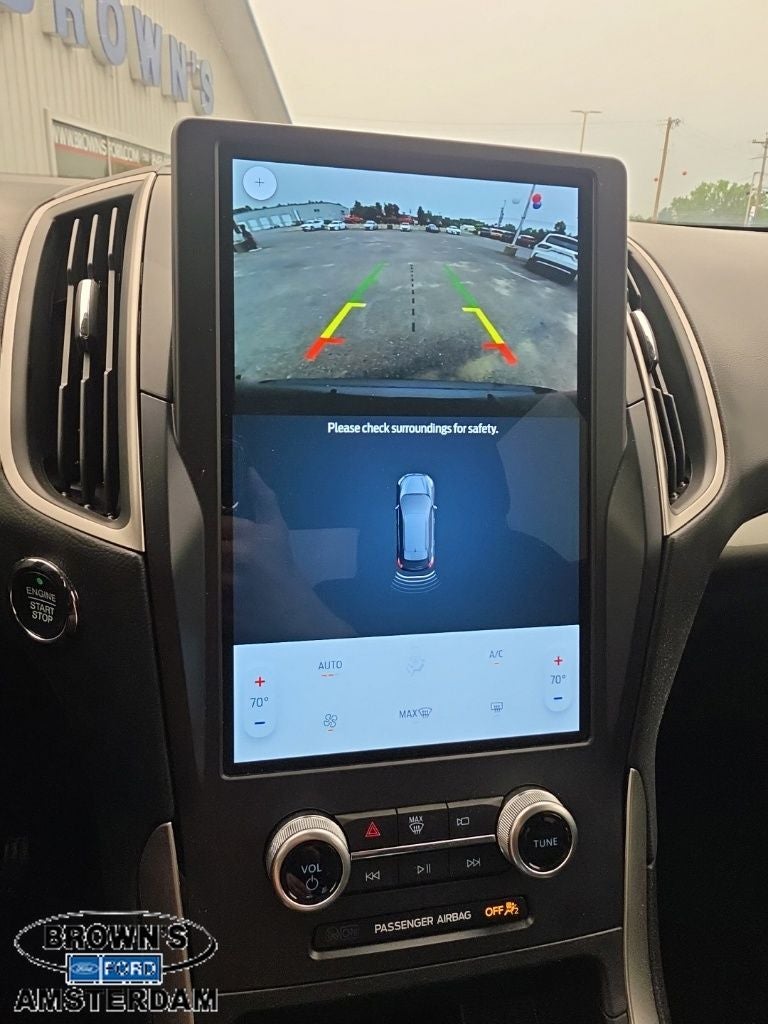 2022 Ford Edge SE