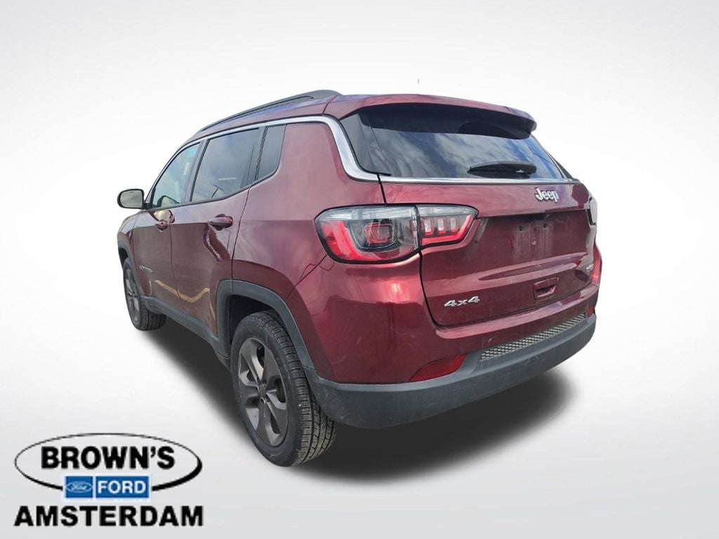 2022 Jeep Compass Latitude Lux