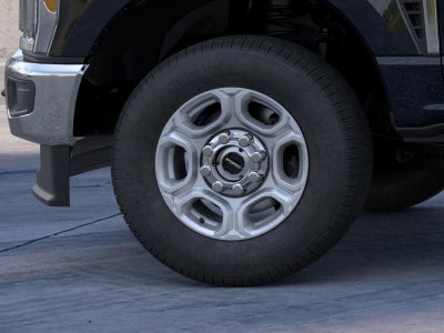 2026 Ford Super Duty F-350® XLT