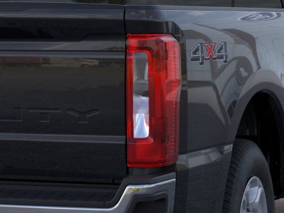 2026 Ford Super Duty F-350® XLT