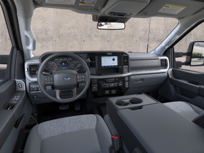 2026 Ford Super Duty F-350® XLT